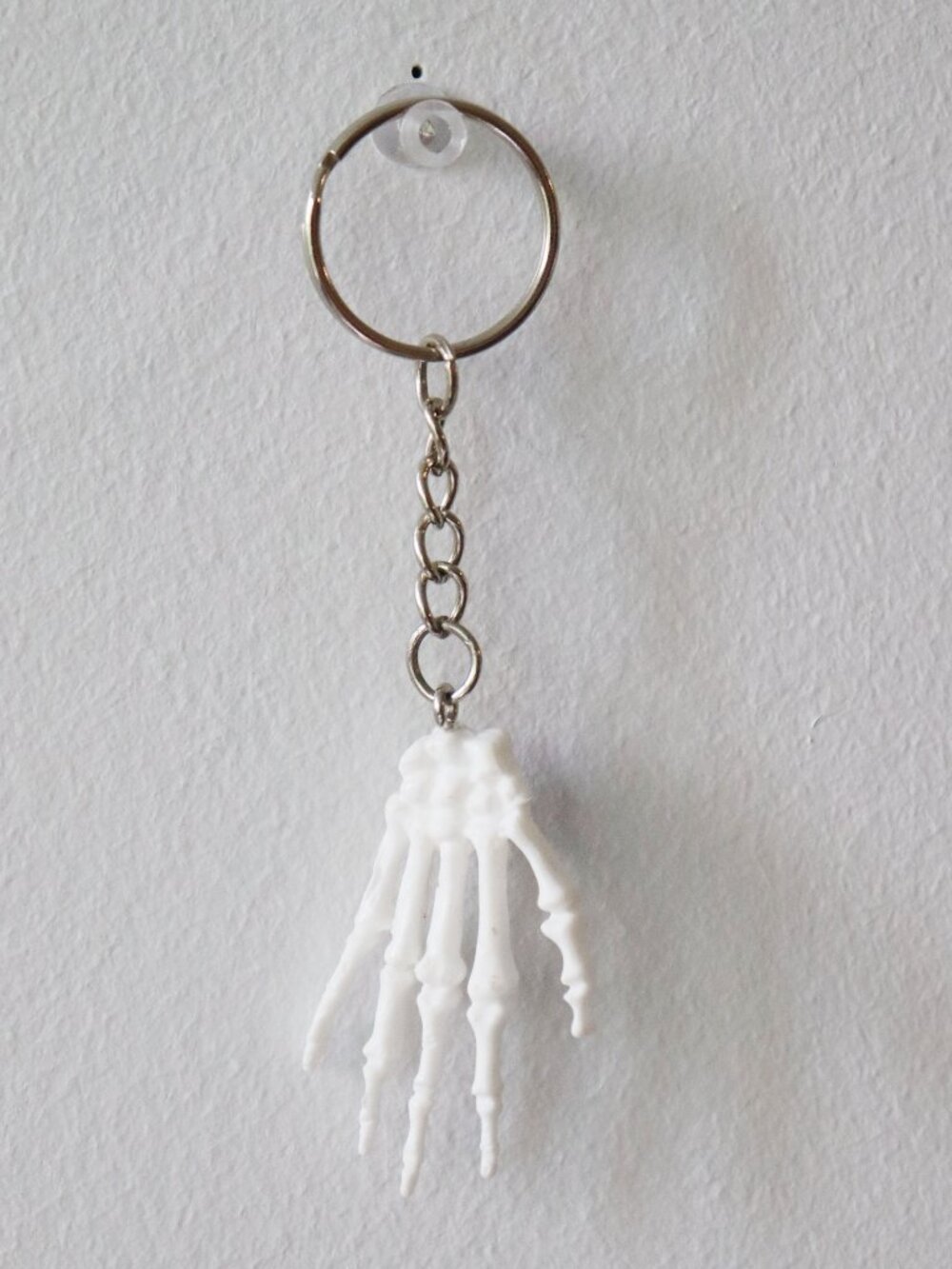 🧡 Skeleton Hand Keychain